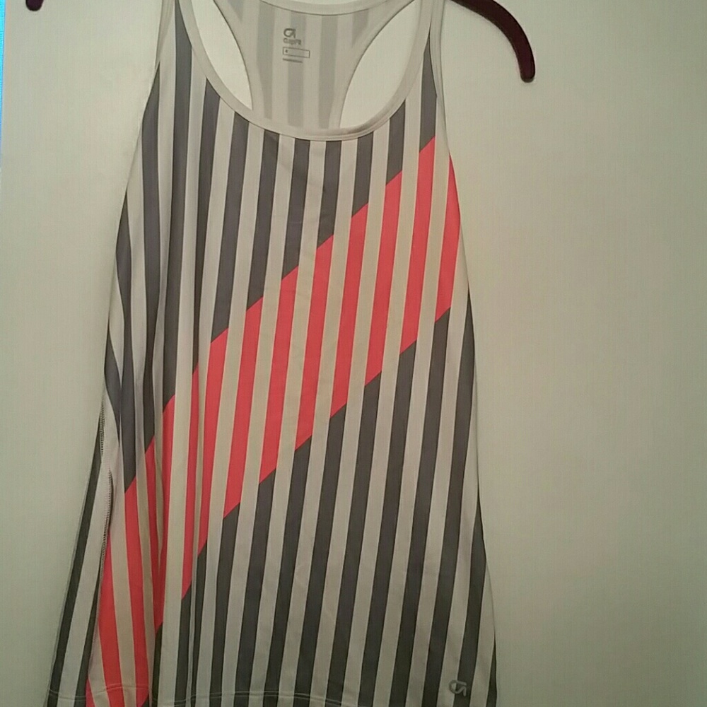 Gap Athletic top